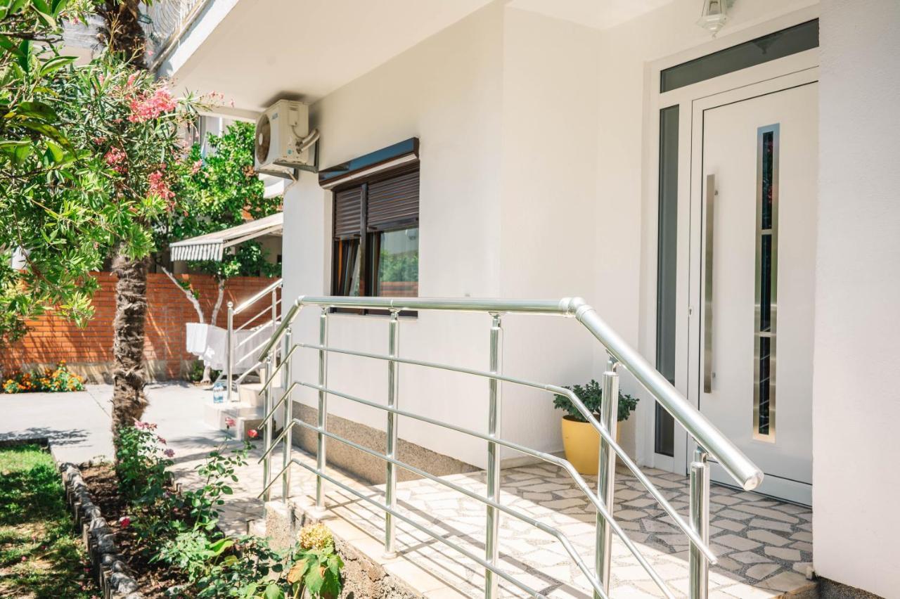 Vila Adriatik Ulcinj Extérieur photo