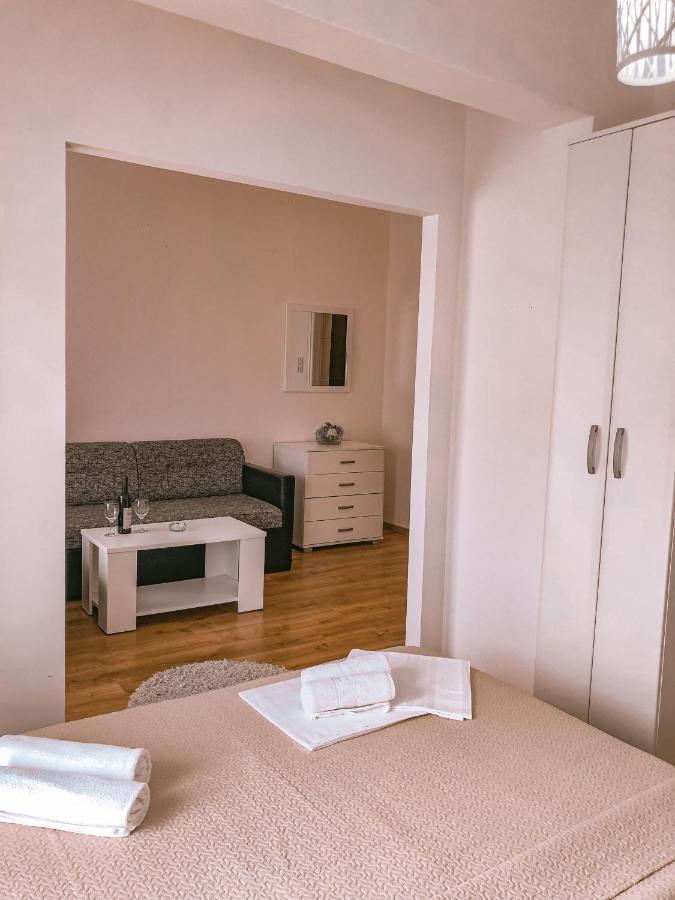 Vila Adriatik Ulcinj Extérieur photo