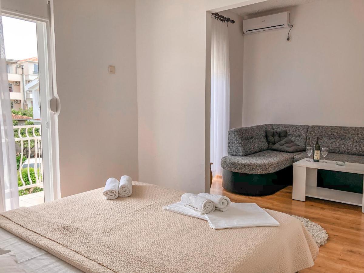 Vila Adriatik Ulcinj Extérieur photo